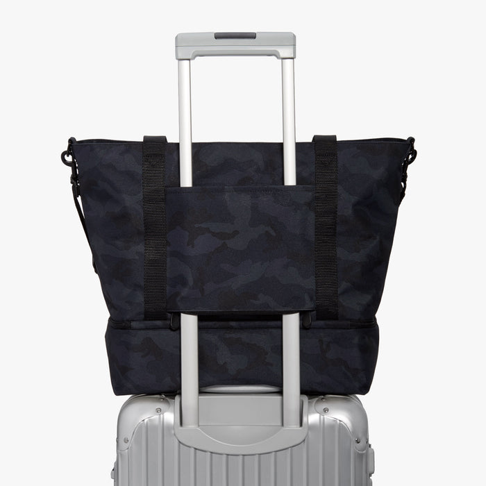 Luggage - Catalina Deluxe Tote - 600D Recycled Poly - Navy Camo - Tote - Lo & Sons