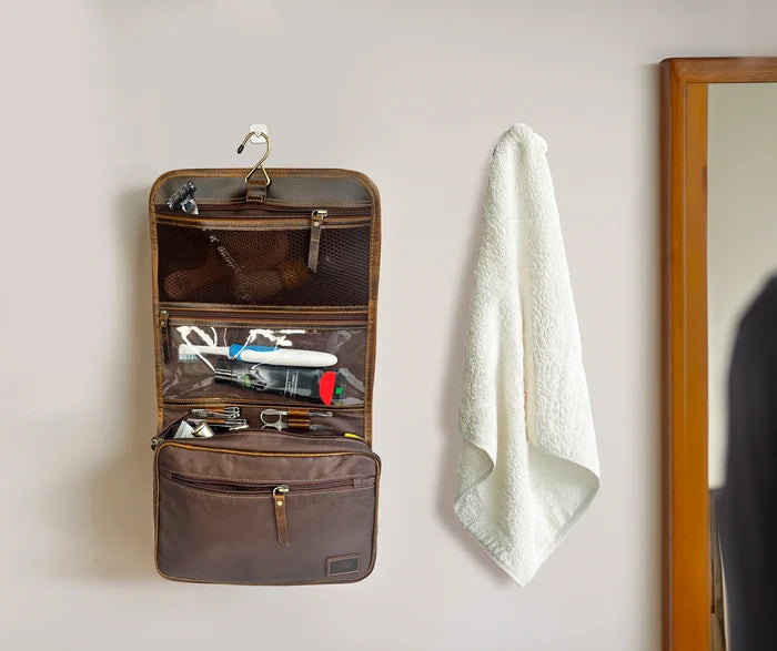 Finley Leather Hanging Toiletry Bag