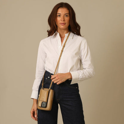 Large Expanded Pouch - Tan/Gold