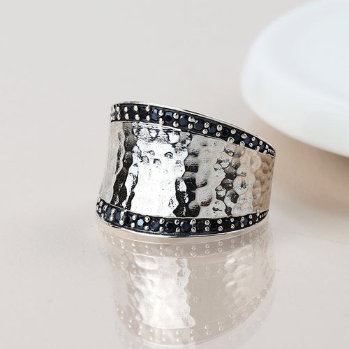 POM Sterling Silver Beaten Ring With Stone Border